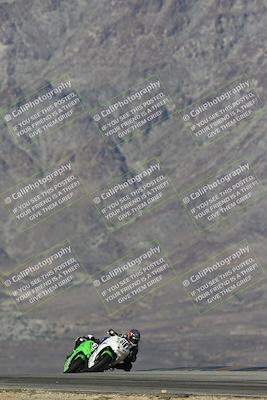 media/Dec-07-2025-CVMA (Sun) [[3e7d2de5dc]]/Race 9-Formula UL Shootout/